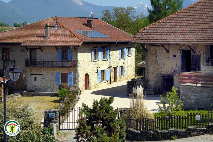 Gîte pour 6 personnes, avec jardin et terrasse dans Saint-Maximin