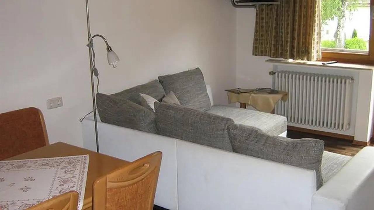 Ganze Ferienwohnung, Ferienwohnung für 4 Personen (65 m²) in Unterammergau in Unterammergau, Bayerische Alpen