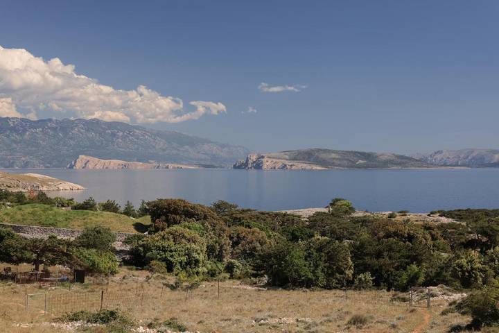 Villa pour 10 personnes, avec vue et jardin ainsi que piscine et terrasse à Punat - 2