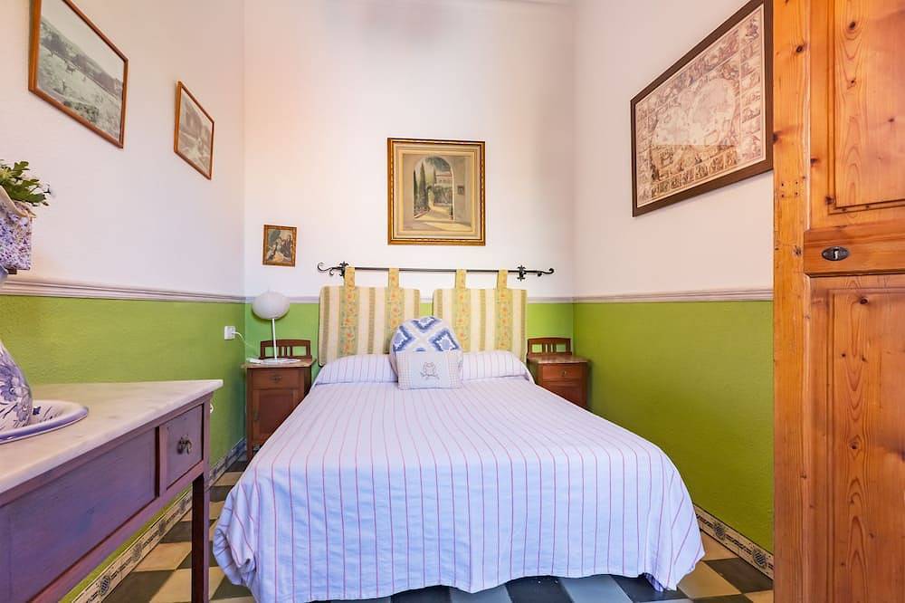 Haus mit Patiogarten nahe dem Meer in El Molinar, Palma
