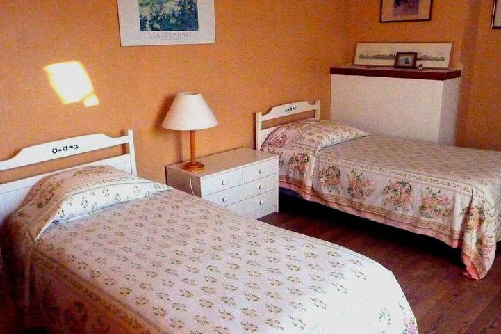 Location de vacances pour 8 personnes, avec jardin à Colleville-sur-Mer - 4