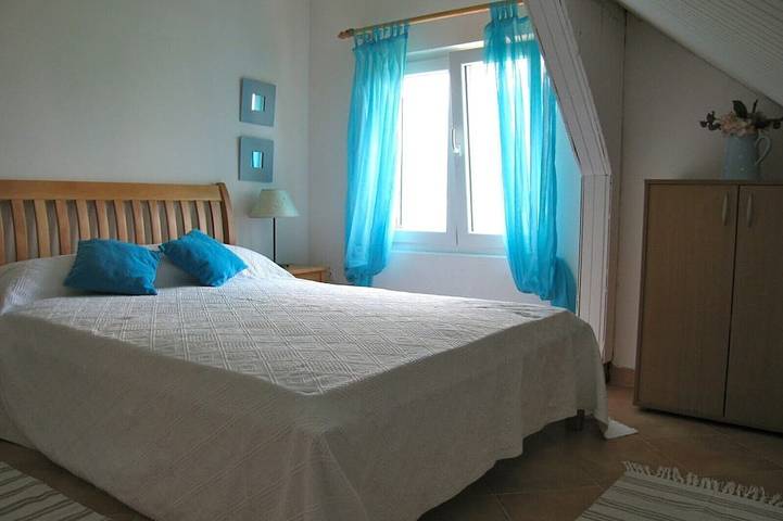 Luxu-Ferienhaus an der Küste mit privatem Anlegeplatz, Njivice, Montenegro in Sutorina, Boka Kotorska