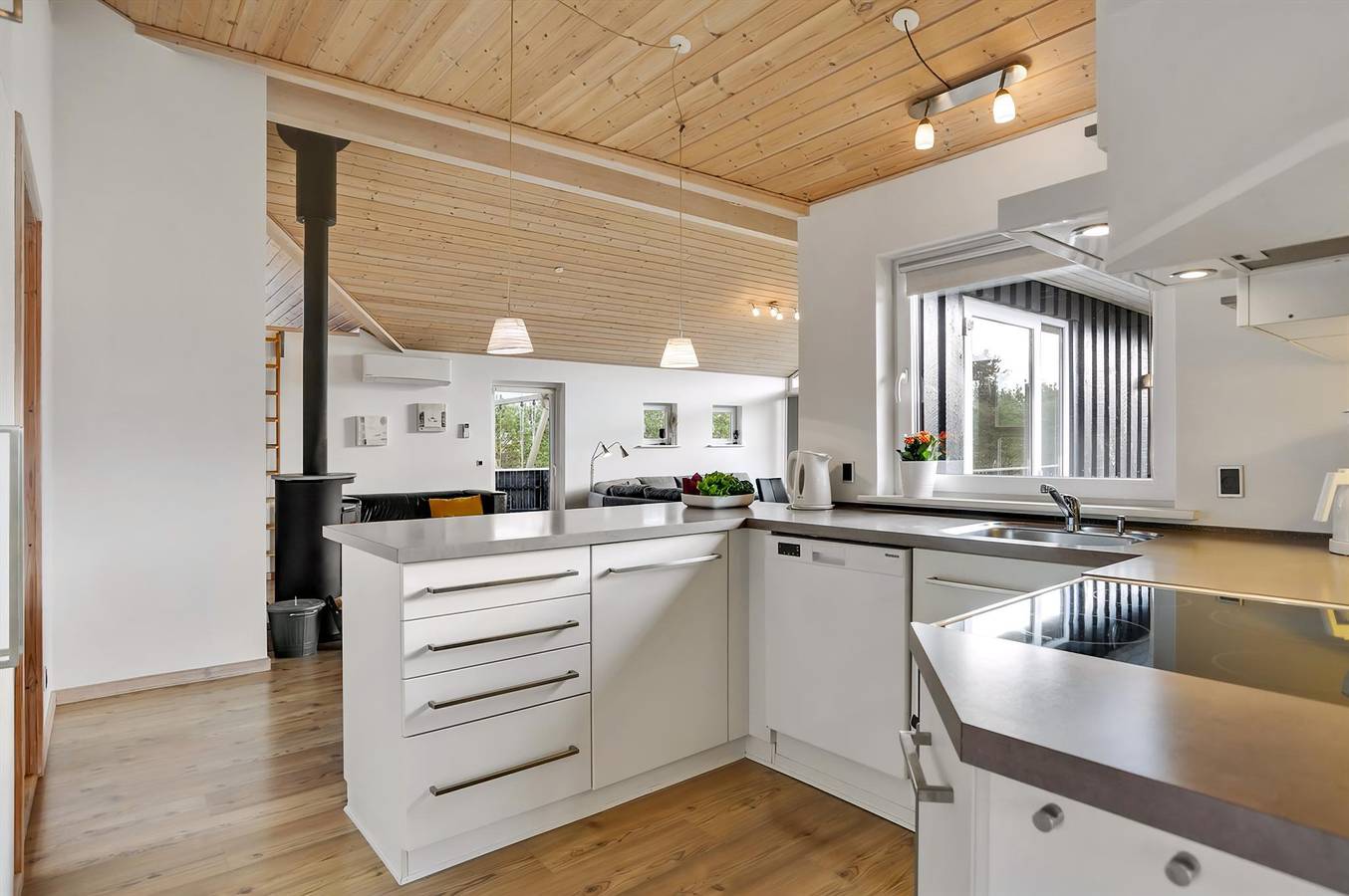 Stunning home in Sæby w/ Sauna, Wifi and 4 Bedrooms in Sæby, Nordostjütland