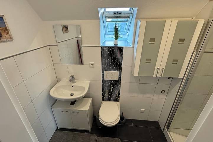 Ganze Wohnung, Moderne Maisonette-Wohnung in toller Lage in Langenfeld (Rheinland), Kreis Mettmann