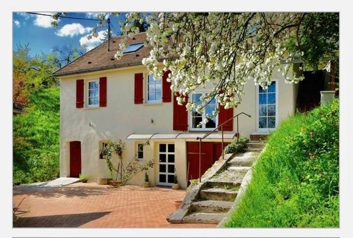 Ferienwohnung für 3 Personen, mit Terrasse und Garten sowie Ausblick