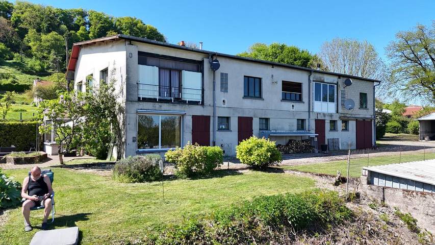 Gîte pour 8 personnes, avec piscine à Chatel-Chéhéry