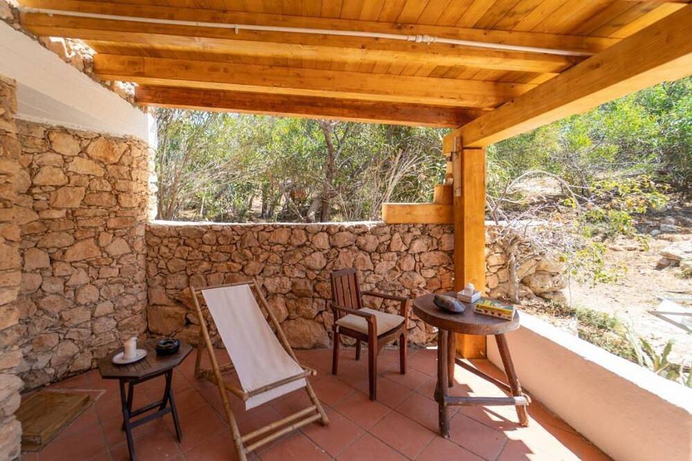 Dammuso detached cottage with garden a few meters from the sea in Lampedusa in Lampedusa e Linosa, Pelagische Inseln