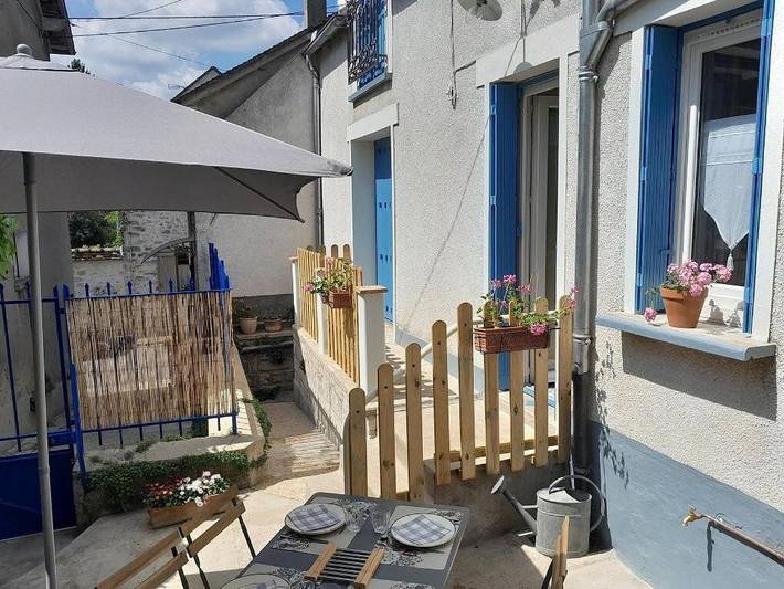 Location de vacances pour 4 personnes, avec terrasse à Montigny-sur-Loing