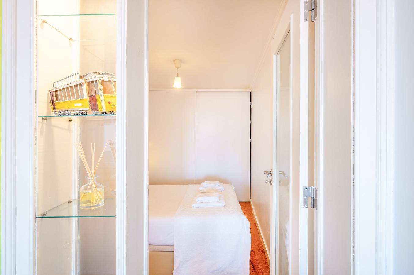 Ganze Wohnung, Ferienwohnung für 2 Personen mit Balkon in Santa Maria Maior, Costa de Lisboa