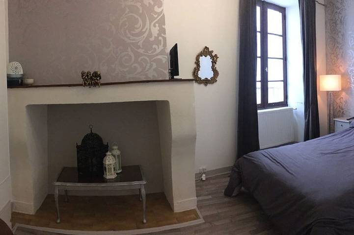 Location de vacances pour 6 personnes, avec balcon et piscine à Confolens - 4