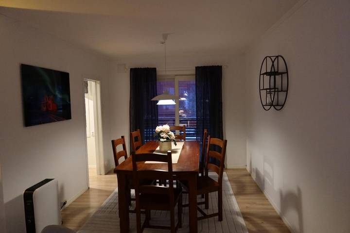 Gîte pour 4 personnes, avec jardin et balcon dans Narvik - 3