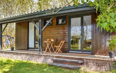 Gîte pour 2 personnes, avec piscine à Queyrac