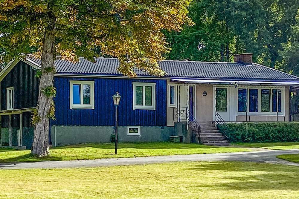 Gorgeous home in Ormaryd with sauna in Jönköpings län