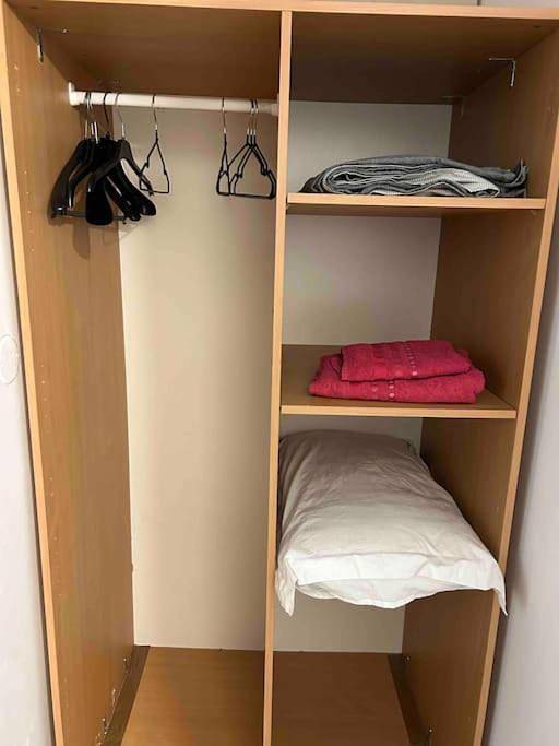 Appartement entier, One-Bedroom Apartment in La Mulatière, Lyon et ses environs