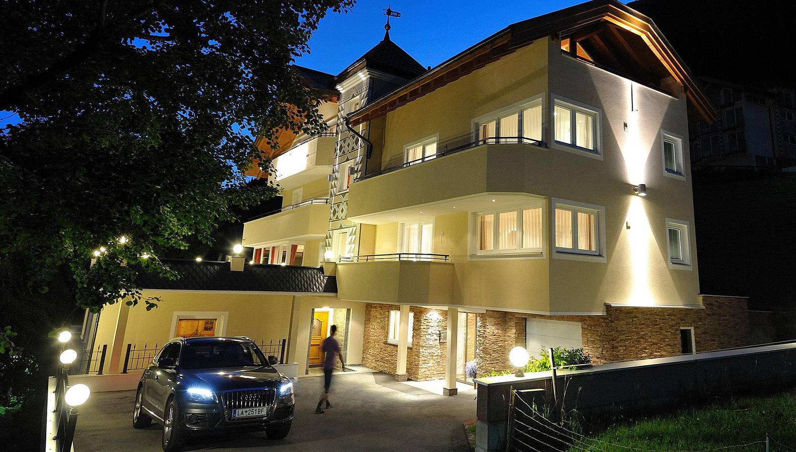 Ganze Ferienwohnung, "Top 3" / Wohn-Schlafraum/Dusche, Wc in Ischgl, Verwall