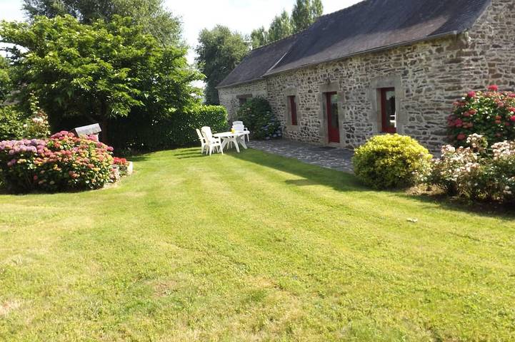 Gîte pour 5 personnes, avec jardin et terrasse