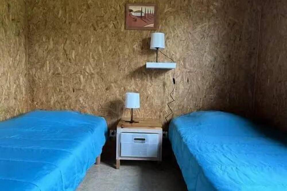 Chalet Standard 3 Pièces 4/6 Personnes in Longeau-Percey, Haute-Marne