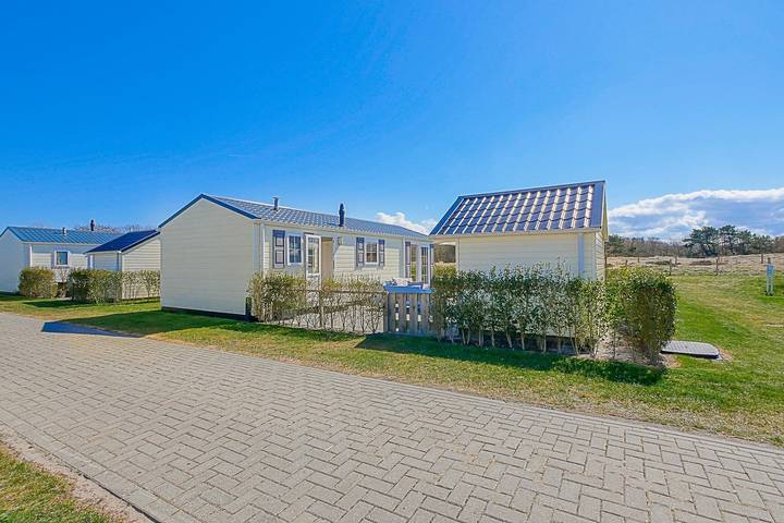 Chalet voor 5 personen, met terras en balkon/terras in Callantsoog