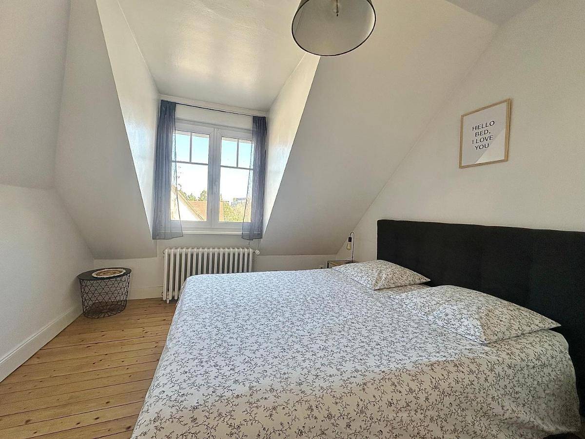 Appartement entier, Two-Bedroom Apartment in Eckbolsheim, Région de Strasbourg