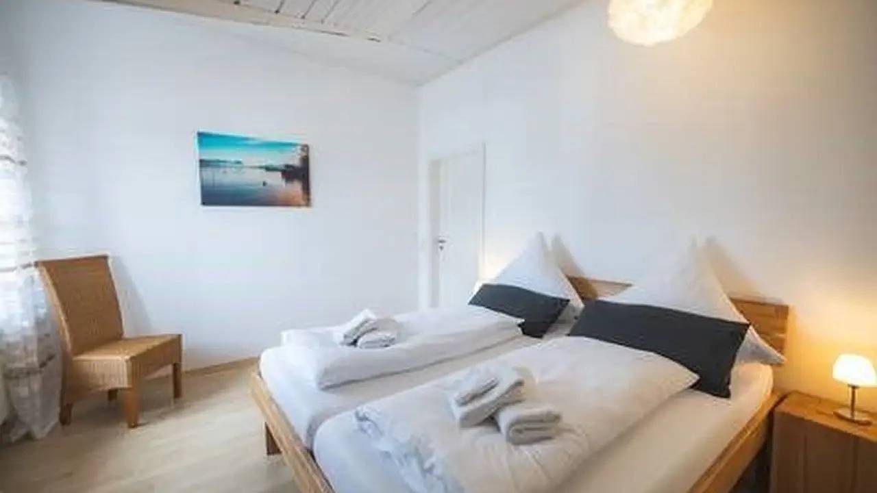 Ganze Ferienwohnung, Ferienwohnung für 6 Personen (80 m²) in Fischbach (Friedrichshafen) in Friedrichshafen, Region Bodensee-Oberschwaben