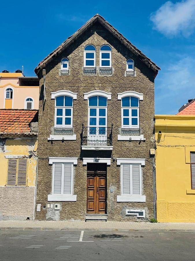Maison d’hôte pour 2 personnes, avec terrasse dans Praia