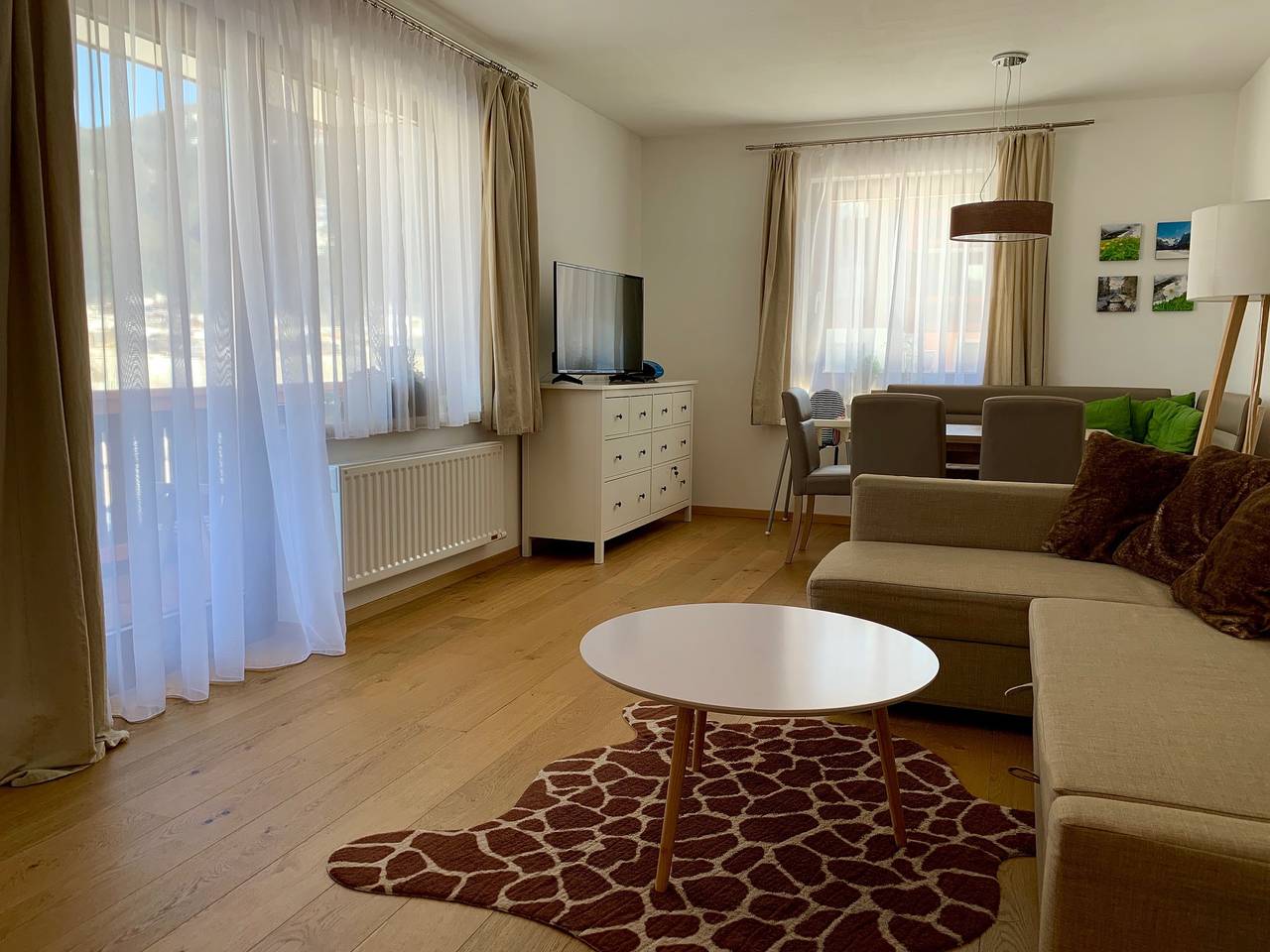 Ganze Ferienwohnung, Ferienwohnung Kogelblick - Apartment mit Balkon in Dachsteingebirge, Gosau