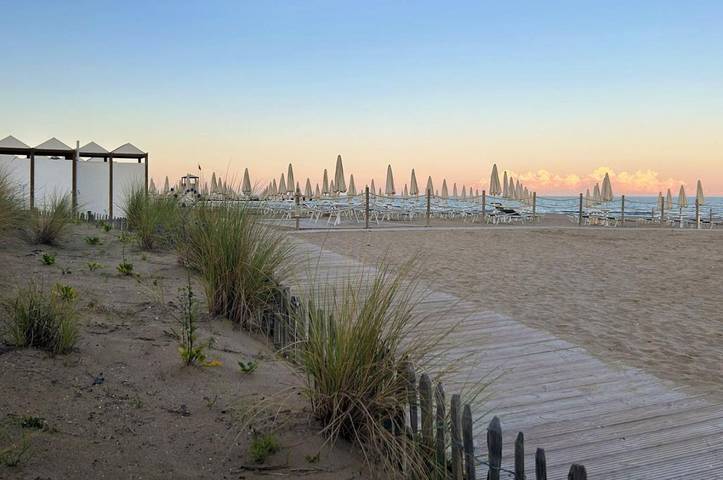 Ferienhaus für 6 Personen, mit Kinderpool und Whirlpool sowie Garten und Pool in Punta Sabbioni - 2