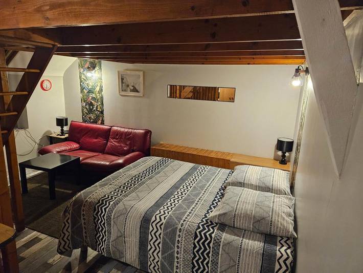 Gîte pour 2 personnes, avec terrasse et jardin à Cordemais