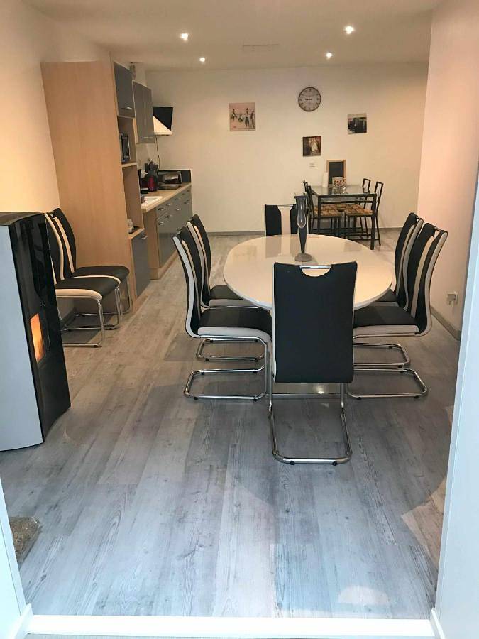 Location de vacances pour 6 personnes, avec terrasse à Saint-Germain-du-Corbéis - 4