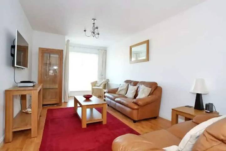 Ganze Wohnung, 2-Bed Condo Best of Beach & City, Free Parking! in Aberdeen, Aberdeenshire