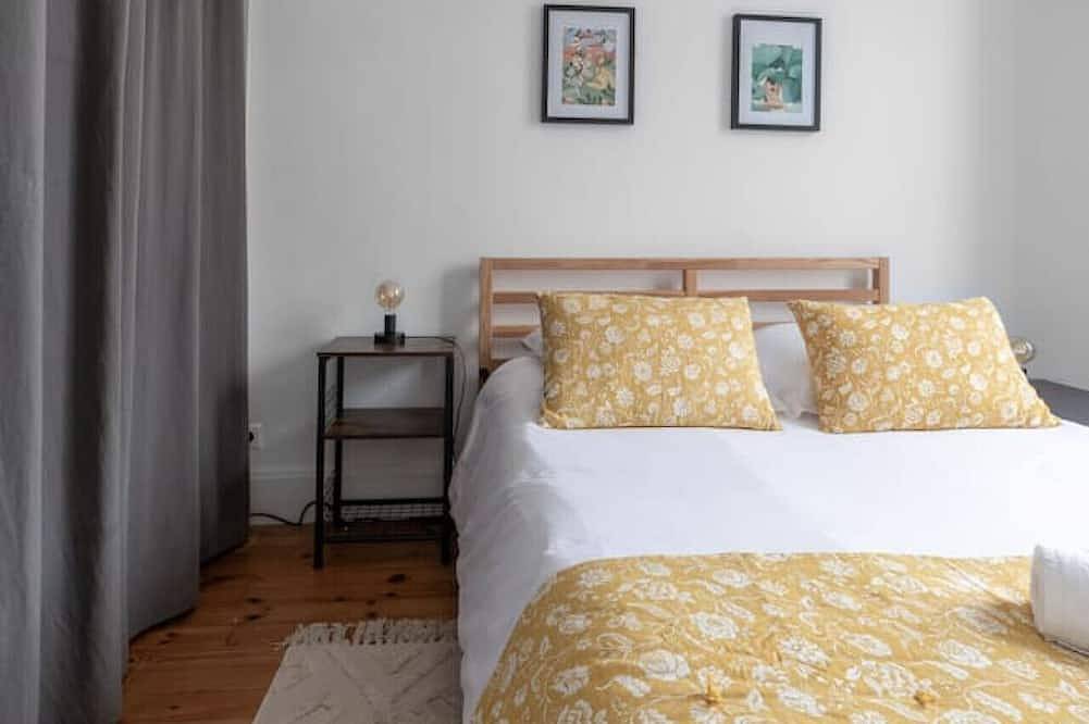 Entire apartment, Appartement lumineux en centre ville avec parking in Vichy, Vichy region