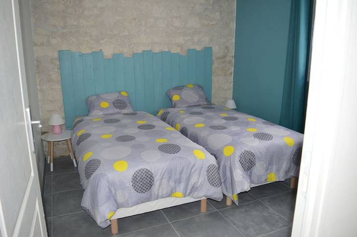 Gîte pour 6 personnes, avec jacuzzi ainsi que jardin et terrasse à Couffy - 3
