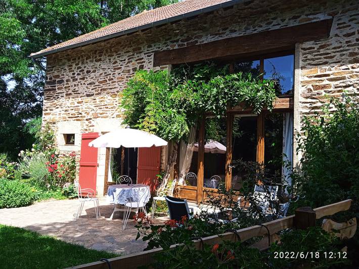 Gîte pour 11 personnes, avec Jardin dans Indre - 2