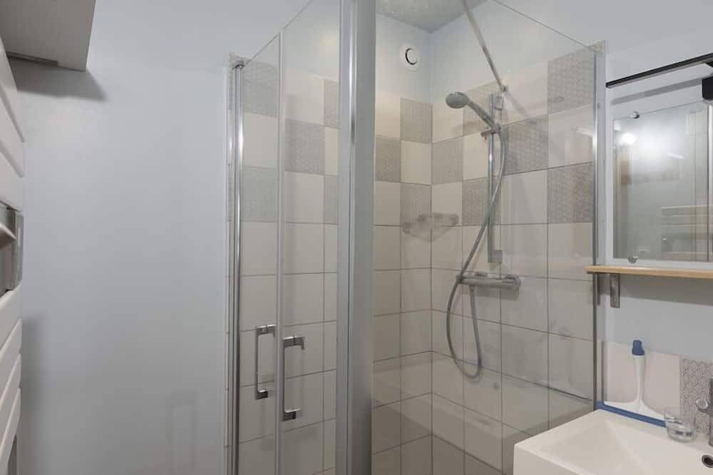 Ganze Wohnung, Großes unabhängiges Studio (30m2) mit Terrasse, Füße im Wasser in Béganne, Vannes und Umgebung