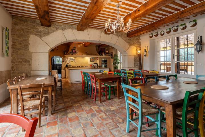 Finca für 48 Personen, mit Garten und Whirlpool sowie Kinderpool und Sauna, mit Haustier in der Provence - 4