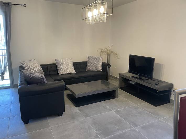 Gîte pour 7 personnes, avec terrasse et piscine à Le Crès - 4