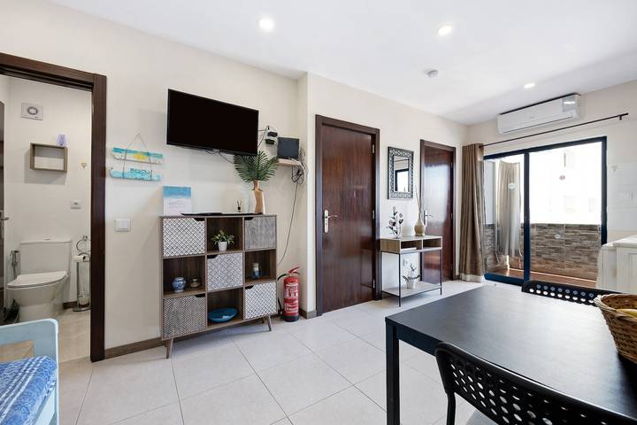 Holiday rental for 5 people, with balcony and garden, child-friendly in Portimão