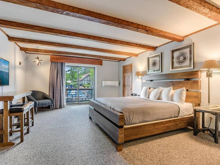 Hotel for 2 personer, med have og udsigt samt pool - 1