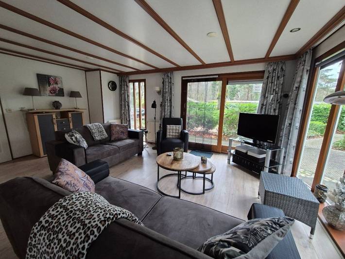 Ferienanlage für 4 Personen, mit Terrasse und Garten in Drenthe - 2