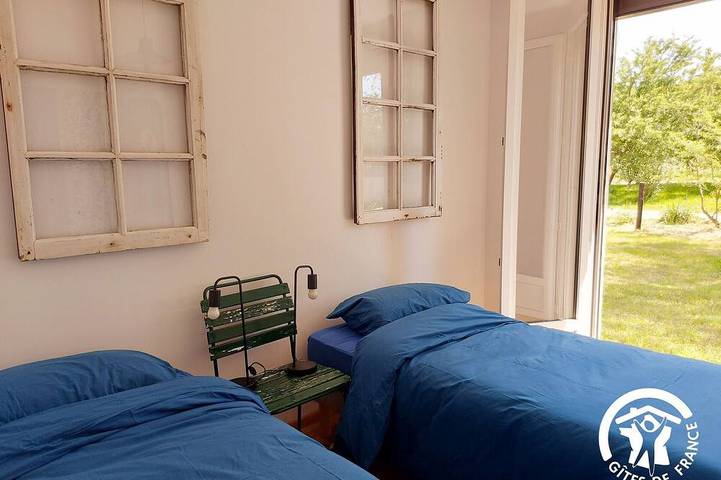 Gîte pour 6 personnes, avec terrasse et jardin dans Mayenne - 4