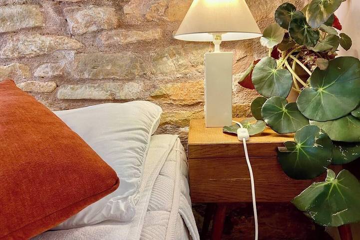 Location de vacances pour 6 personnes à Chartrier-Ferrière - 2