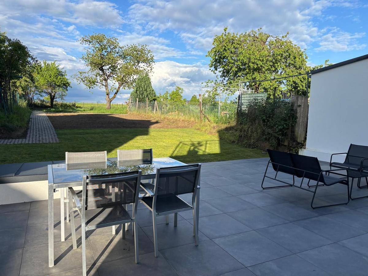 Appartement entier, New - Mullerthal Basecamp - Sleeps 6 in Beaufort (Luxembourg), Luxembourg