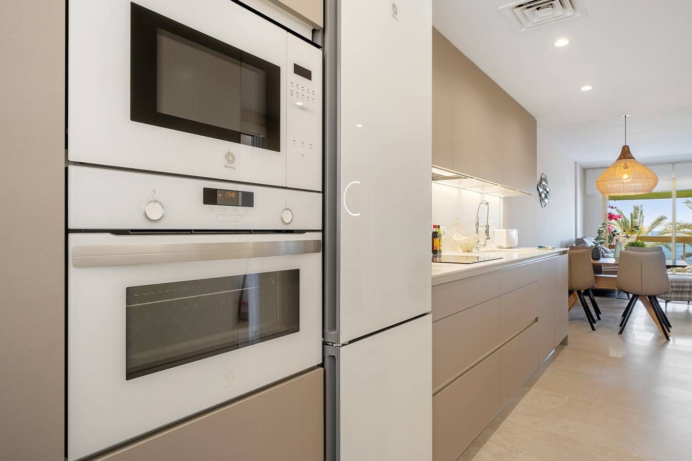Appartement 'Pelicano' met zeezicht, wifi en airconditioning, foto 13