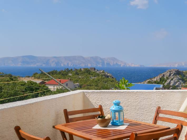 Ferienwohnung für 5 Personen, mit Balkon und Terrasse sowie Garten in Sveti Juraj