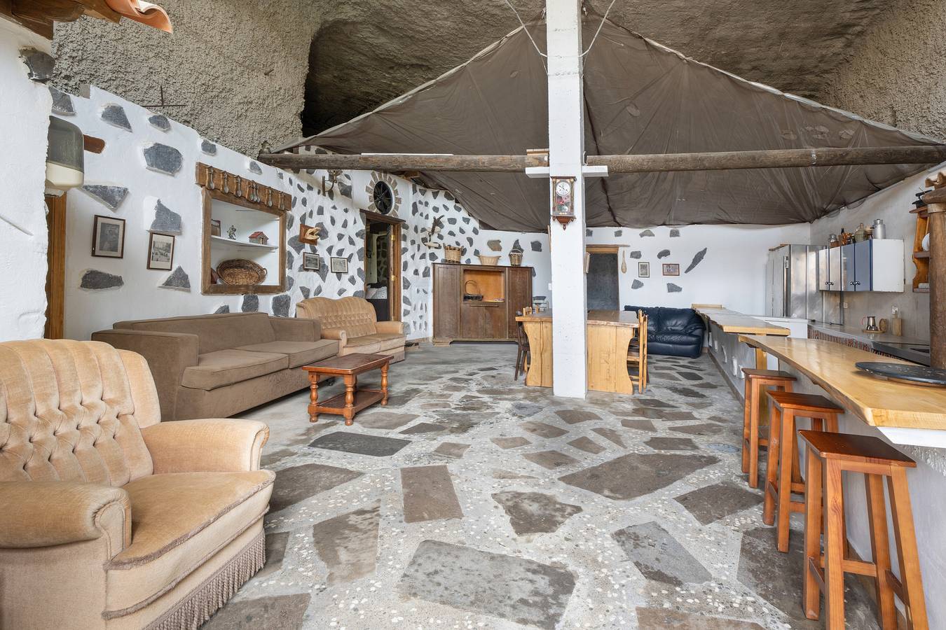 Férias na 'Casa Cueva Anajos' com vista para o mar, terraço partilhado e jardim privado in El Río, Arico