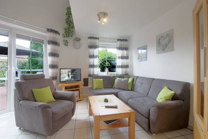 Ferienhaus für 6 Personen, mit Terrasse und Garten in Dorum