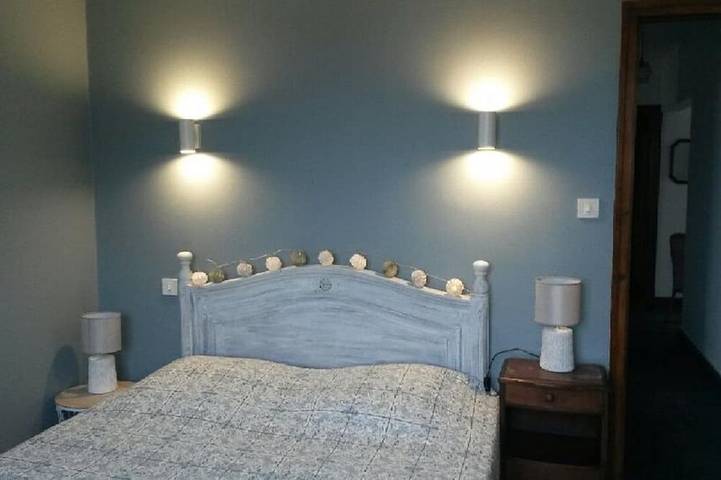 Location de vacances pour 6 personnes, avec jardin et terrasse, animaux acceptés à Badefols-d'Ans - 2