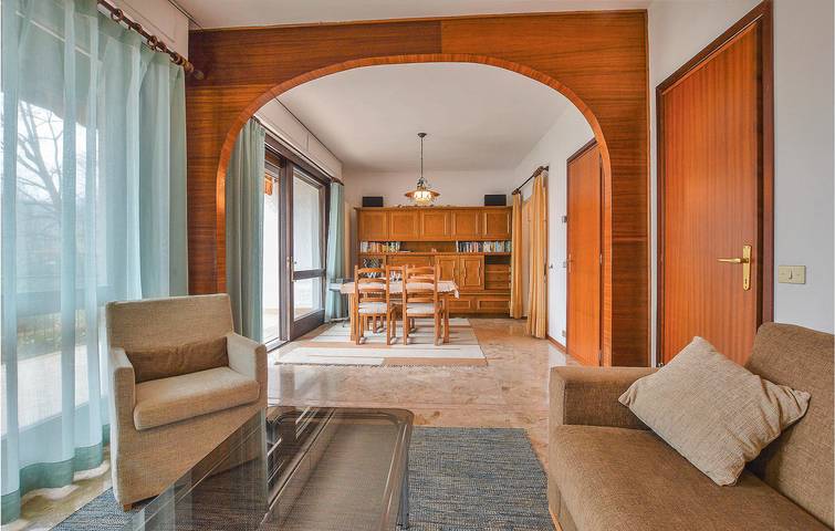 Ferienhaus für 4 Personen, mit Terrasse und Seeblick in Comune di Luino - 3