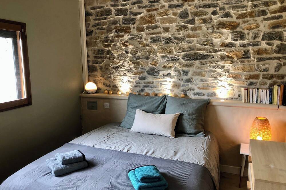 Charming 2Bed House near Sommiere, south of France in Saint-Clément, Région de Nîmes