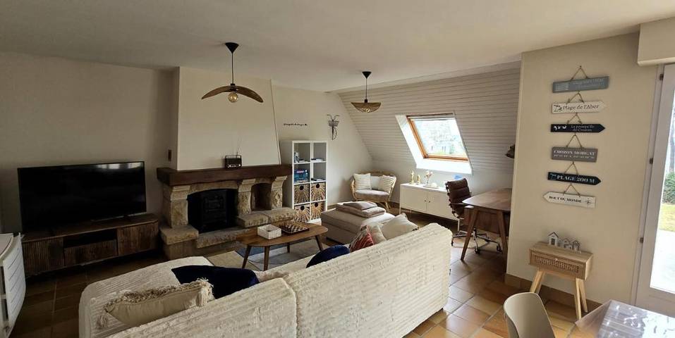 Location de vacances pour 7 personnes, avec sauna ainsi que jacuzzi et jardin dans Plage de Postolonnec - 2